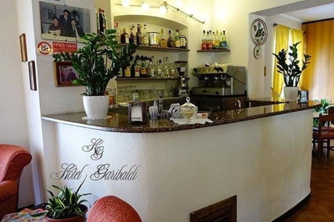 Hotel Garibaldi Finale Ligure Esterno foto